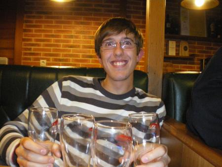 un vrai alcoolique je vous l'avait dit..